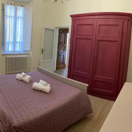 Violet - La Casa Del Pucci *